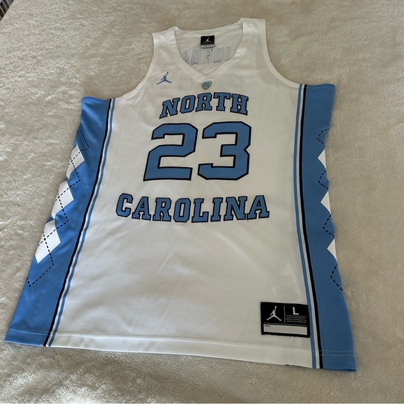 Jordan 23 North Carolina Basketball Jersey - White and Blue size Large - Picture 1 of 6